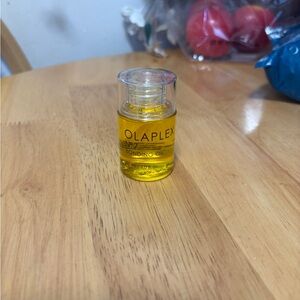 Olaplex NO. 7 Bonding Oil Concentrated Frizz Reduction ~ 1.0 Oz NWOB, NO BOX